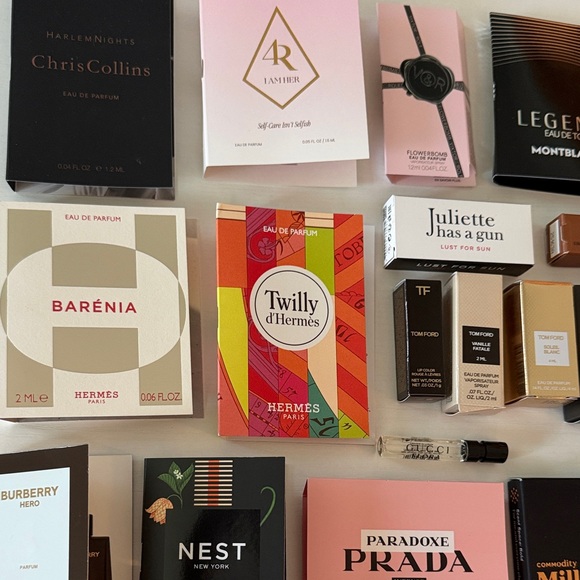 Assorted Fragrance Sample Collection - Picture 2 of 4